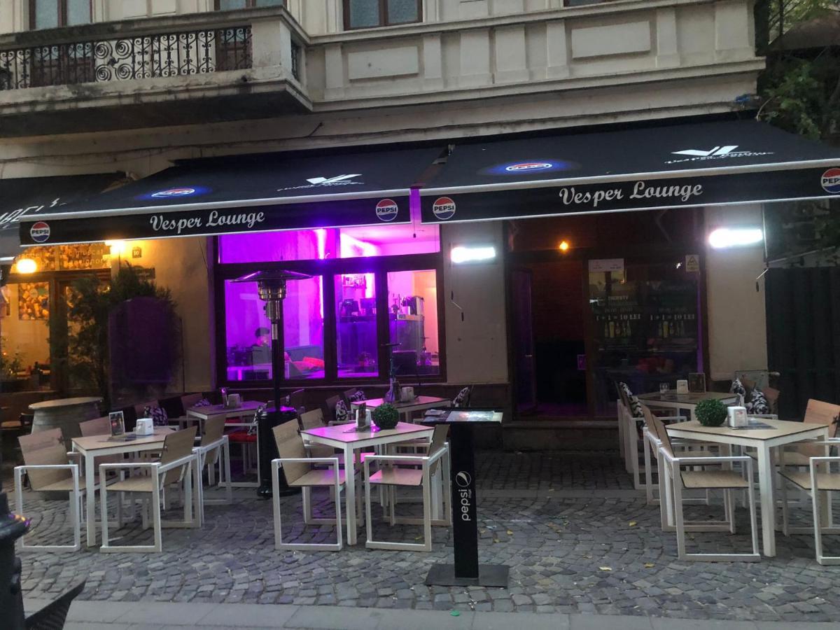 Old Town Bar Apartments On Street Tonitza Bucharest Luaran gambar